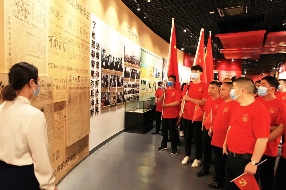 学习先进事迹 接受精神洗礼 ——河南广亿集团党支部组织参观兰考焦裕禄纪念馆(图5)